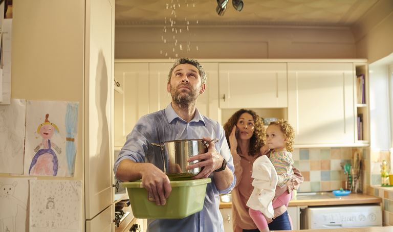 Réparation d'une fuite d'eau sur canalisation